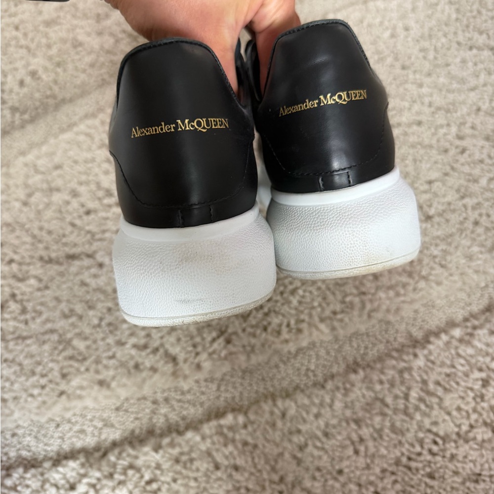 Alexander McQueen oversized sneakers - Picture 4 of 7